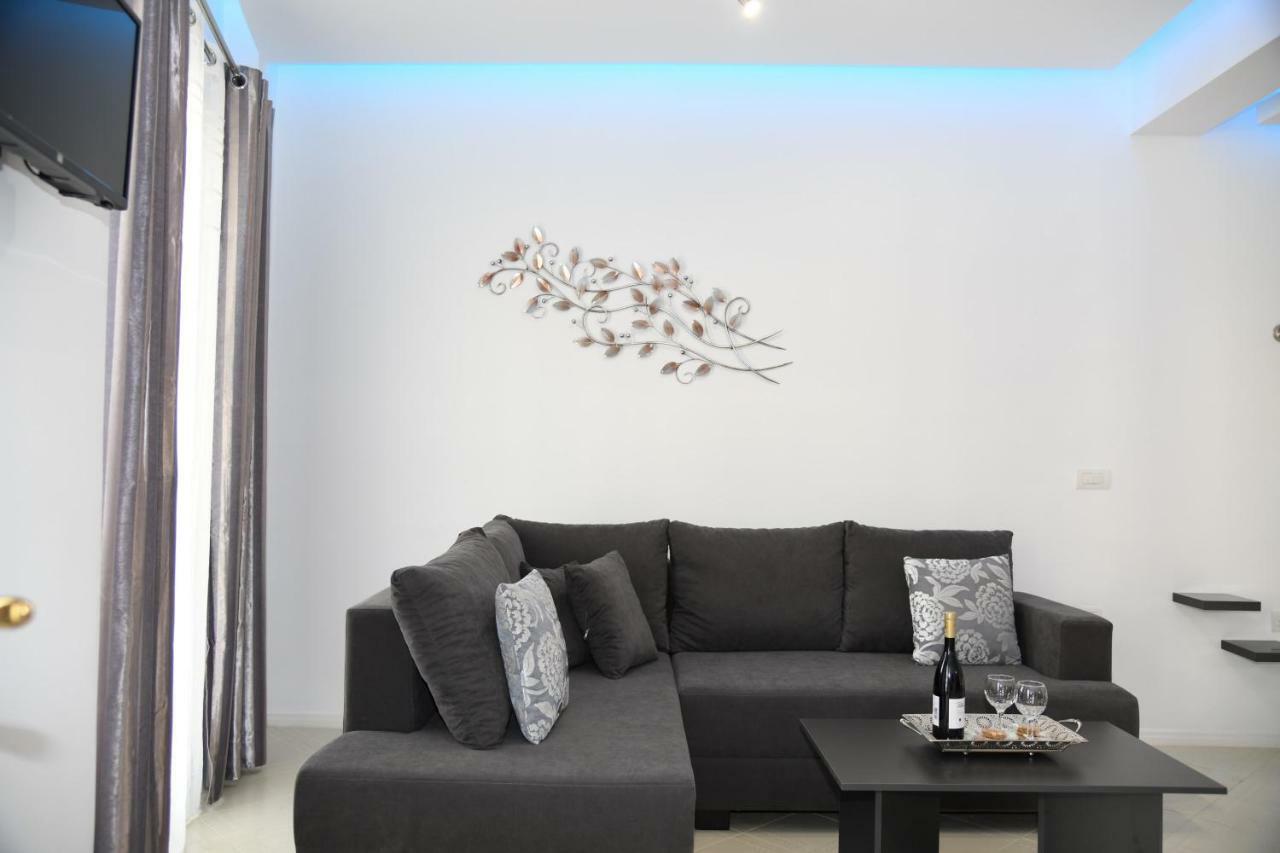 City Heart Luxury Studios Rhodes City Εξωτερικό φωτογραφία