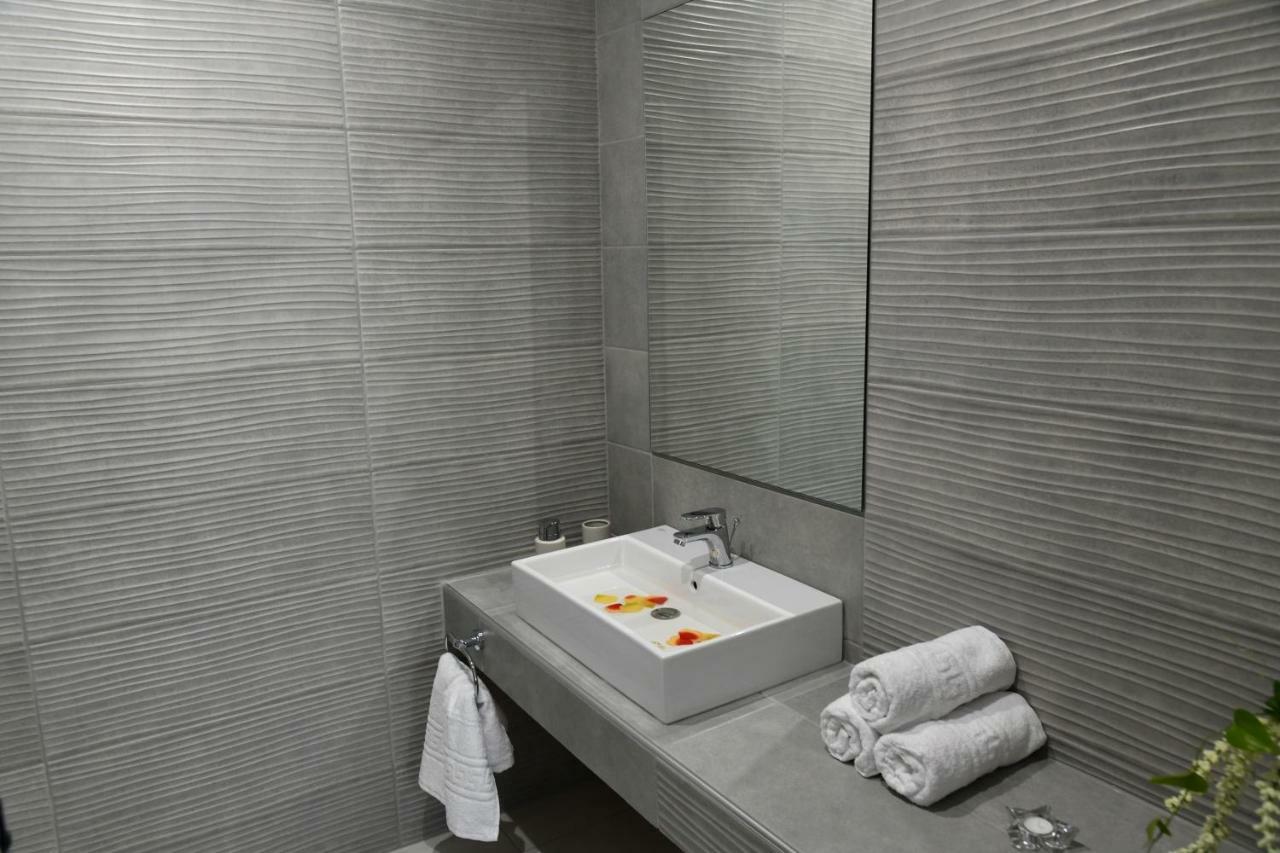 City Heart Luxury Studios Rhodes City Εξωτερικό φωτογραφία